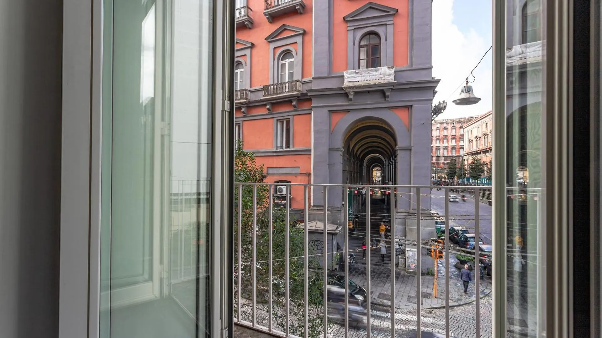 Arka Apartments Napoli 0*,  Italia
