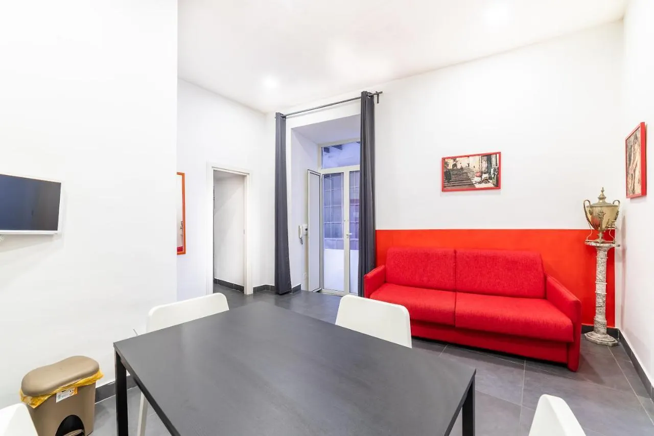Arka Apartments Naples 0*,